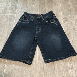 Youth Jean station shorts, size 6